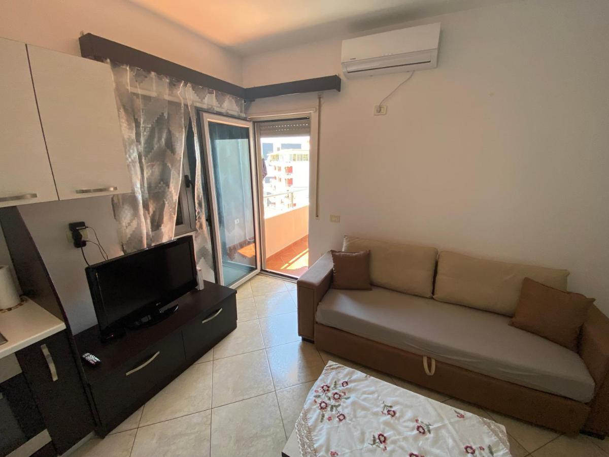 Gerald'S Central Apartments Wlora Zewnętrze zdjęcie
