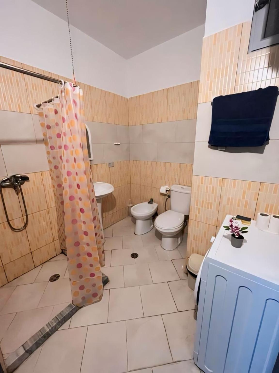Gerald'S Central Apartments Wlora Zewnętrze zdjęcie