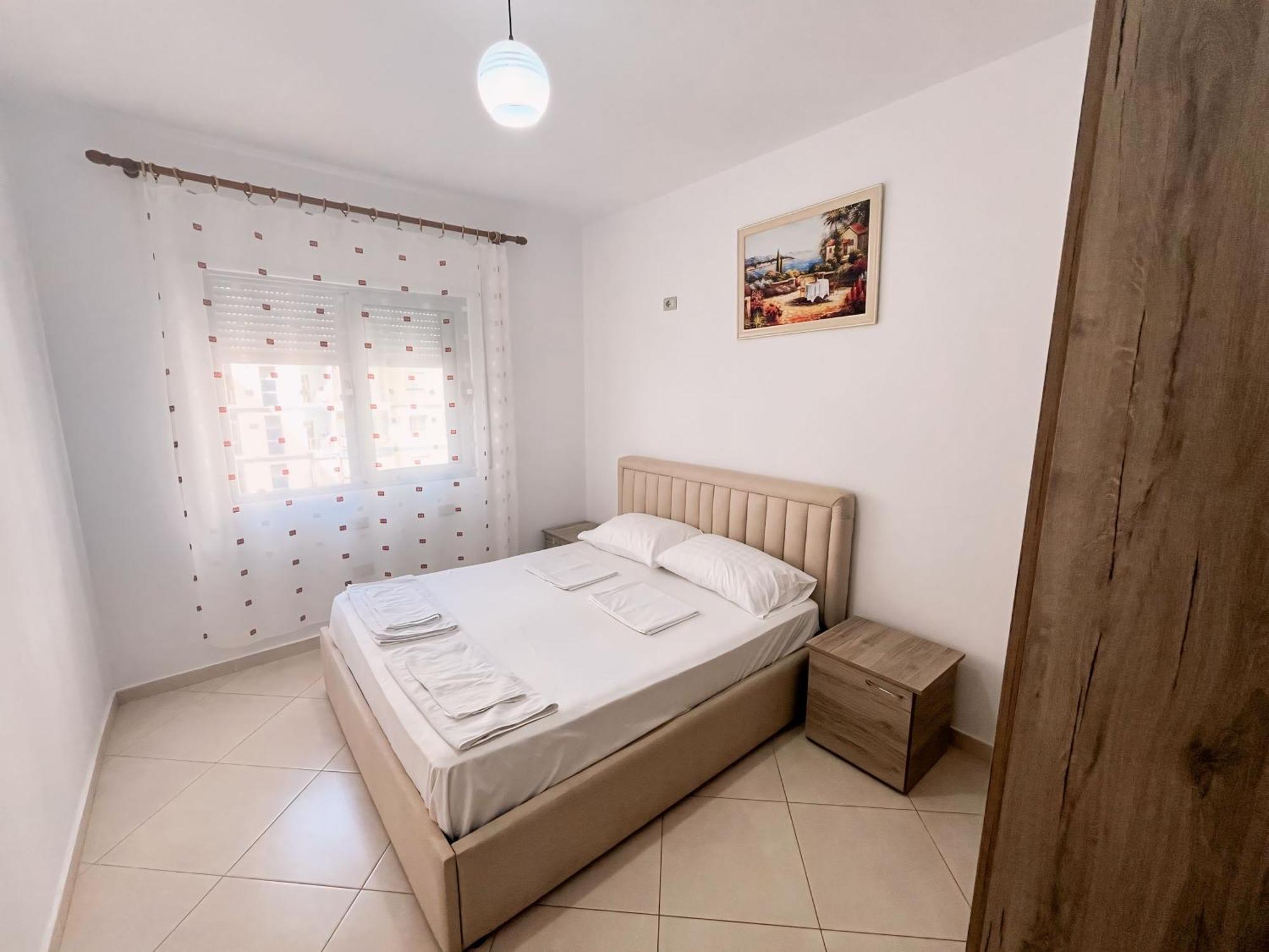 Gerald'S Central Apartments Wlora Zewnętrze zdjęcie