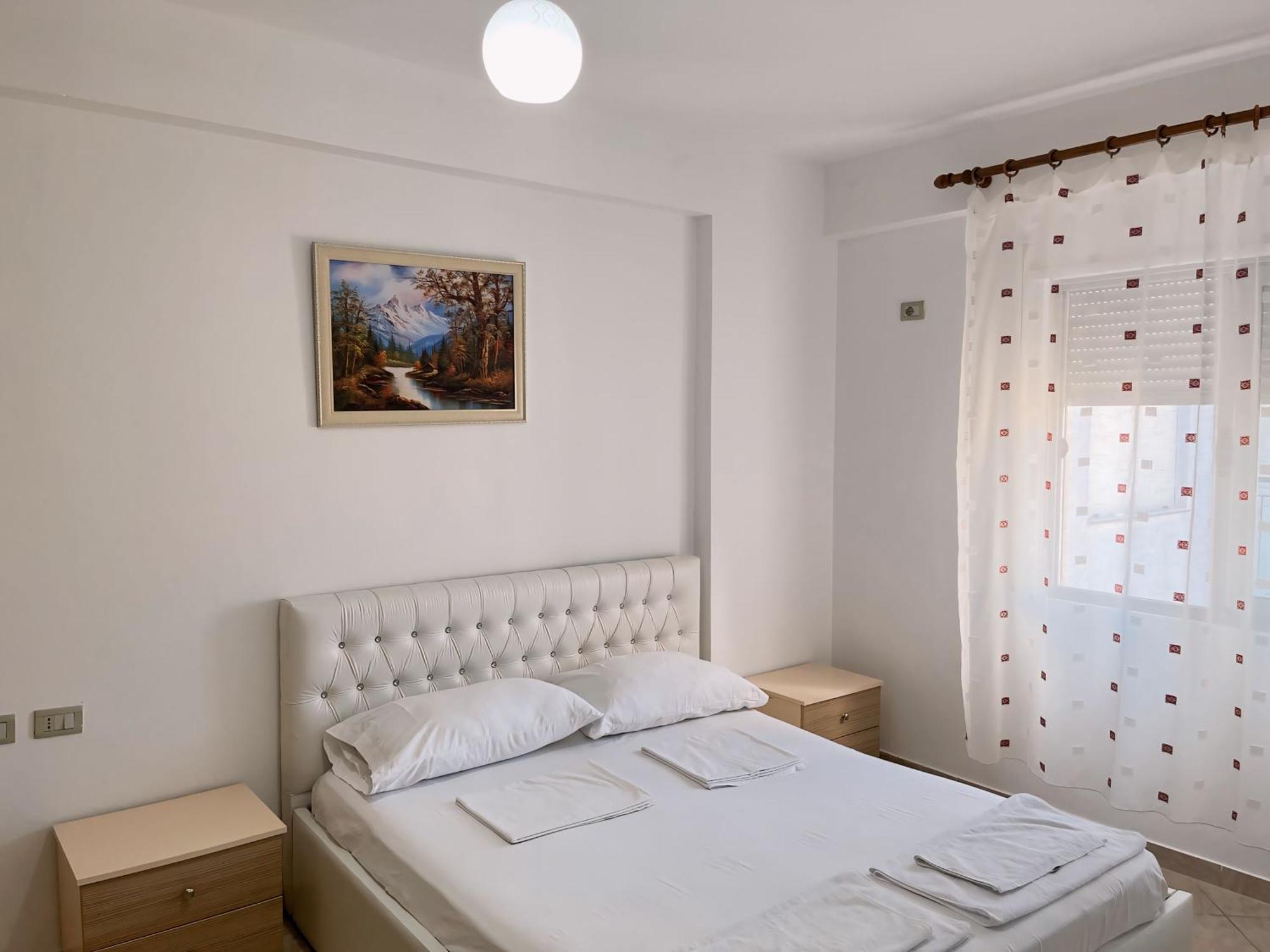 Gerald'S Central Apartments Wlora Zewnętrze zdjęcie